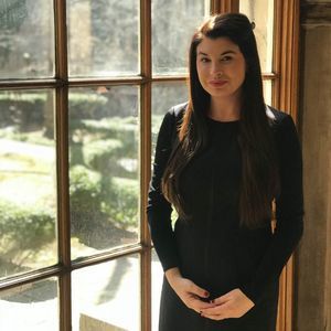 Meet your Posher, Debbie